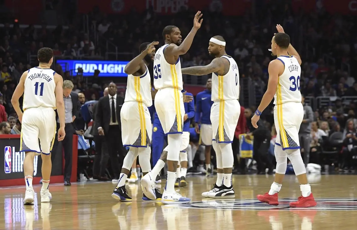 NBA总决赛东区决赛即将揭幕巨头之争