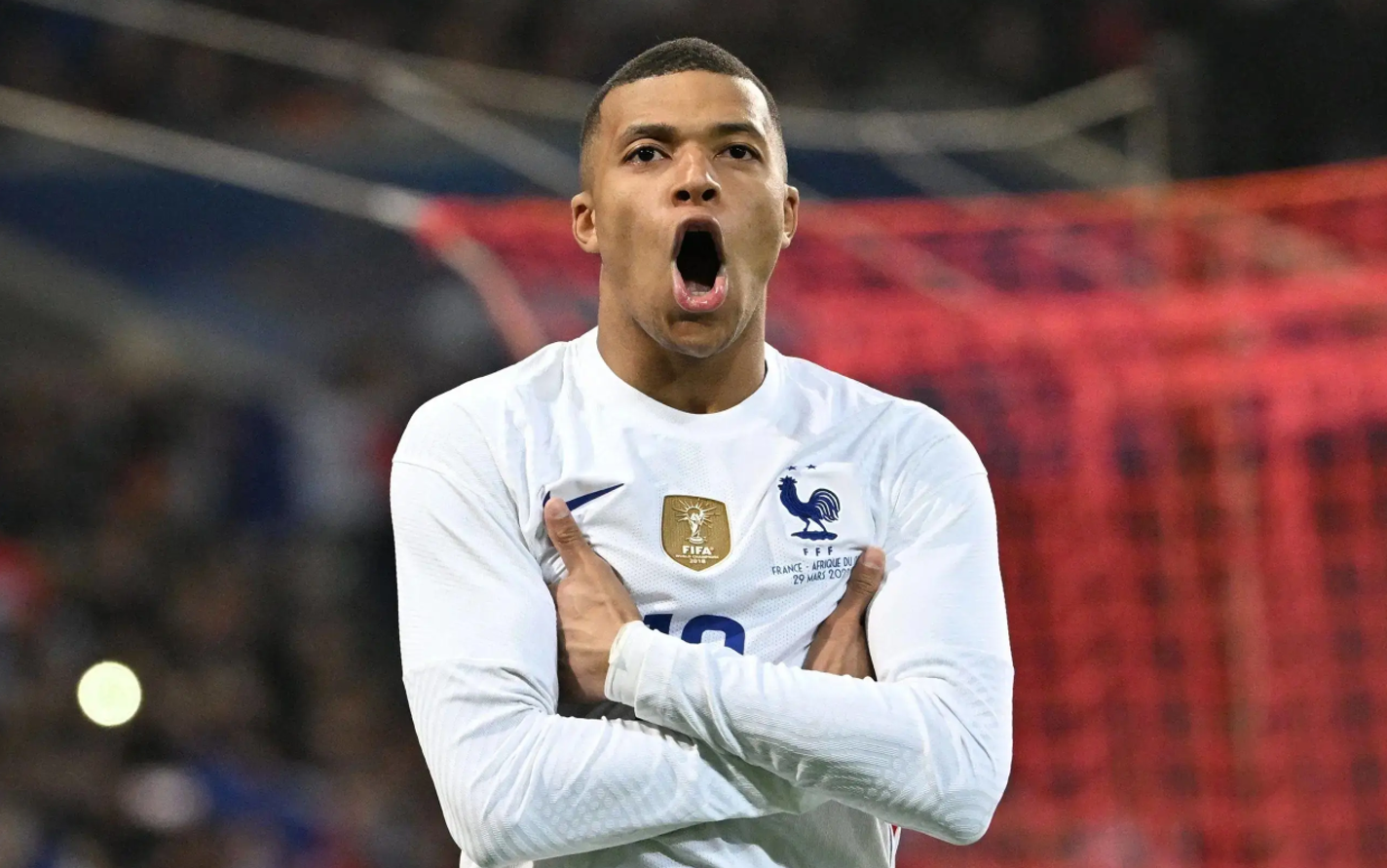 关于比利亚雷亚尔外援梅开二度,帮助球队逆转击败对手的信息 关于比利亚雷亚尔外援梅开二度,帮助球队逆转击败对手的信息