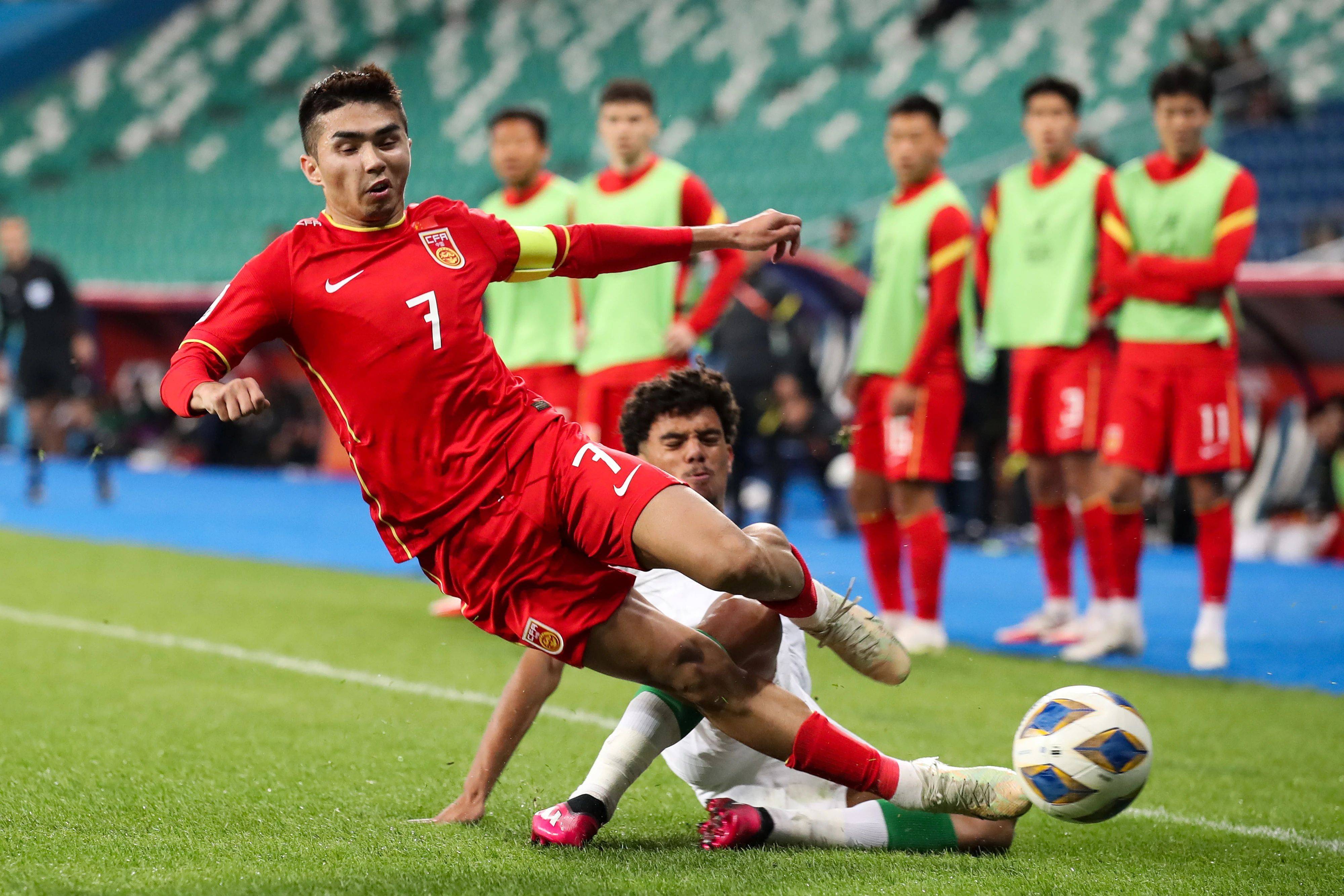 东亚足球赛事中的一场重要比赛即将进行