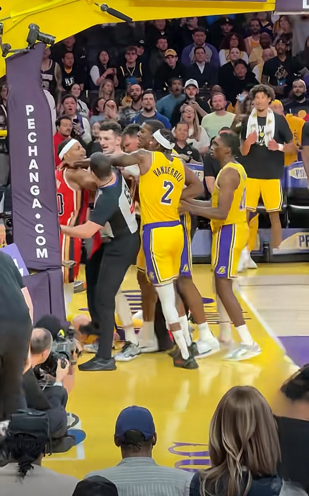 武士队将胜利进行到底风云突变的简单介绍