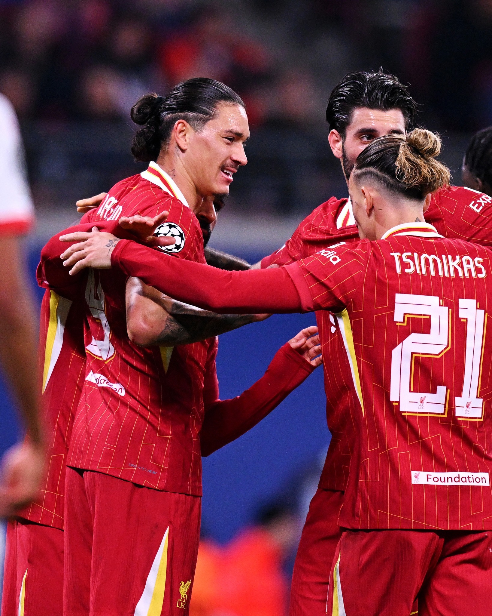 九游体育网页版-利物浦逆袭惊艳，四强选手雄起