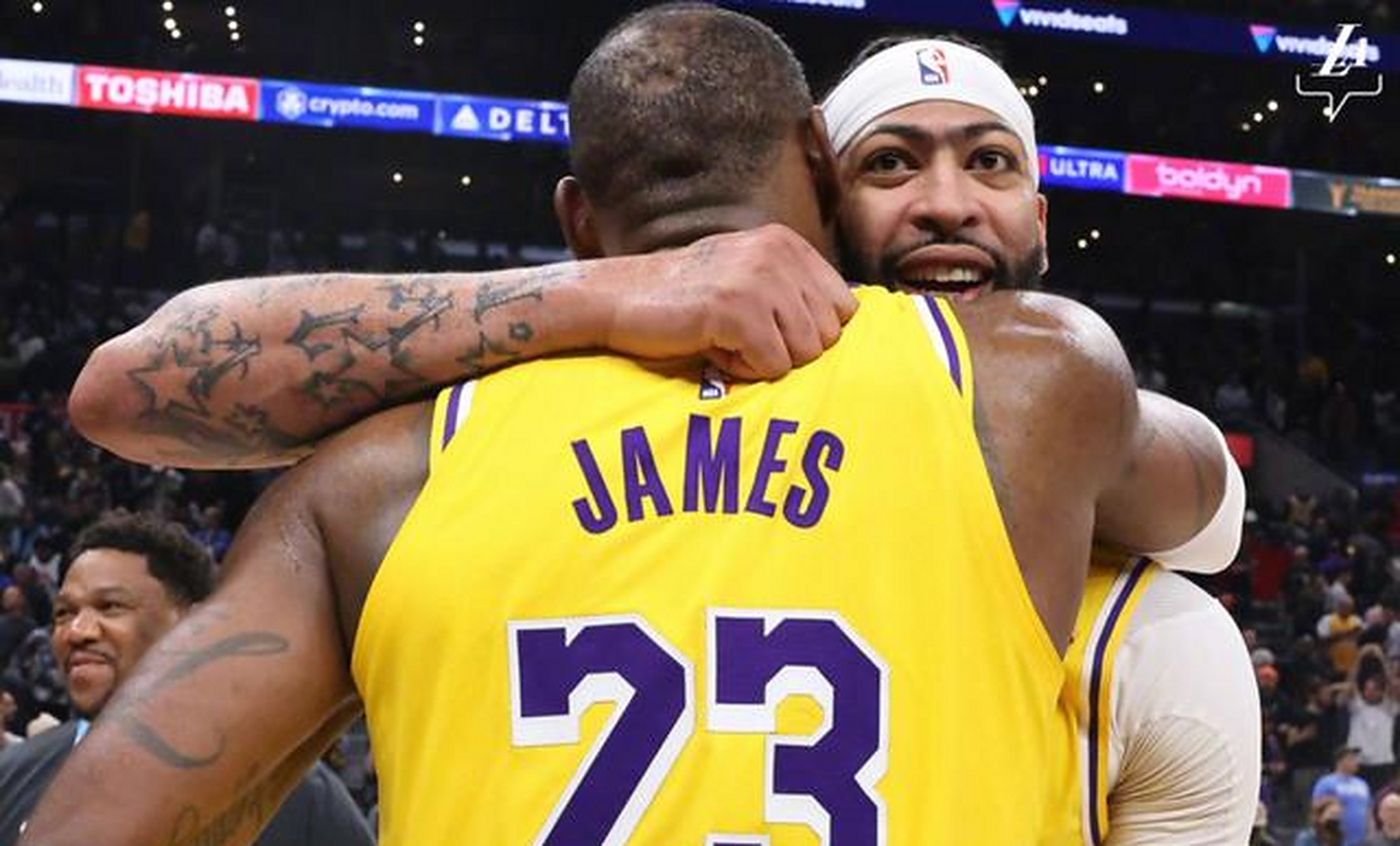 库兹马爆砍35分,湖人横扫太阳迎来三连胜的简单介绍 库兹马爆砍35分,湖人横扫太阳迎来三连胜的简单介绍